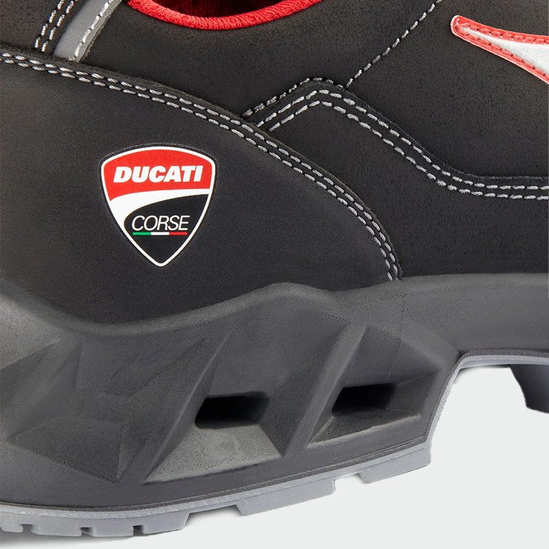 Zapatos de seguridad con puntera SHARK ENGINE LOW S1PS Diadora