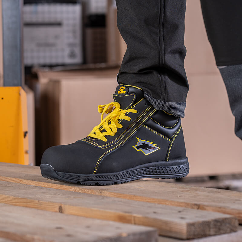 Botas de seguridad con puntera FLASH Hi S3 BWOLF