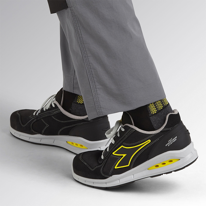 Zapatos de seguridad con puntera RUN NET AIRBOX Low S3 Diadora